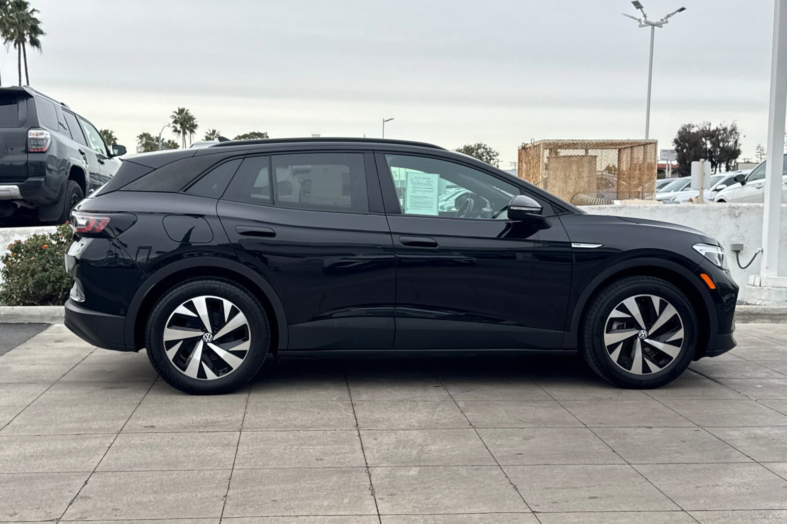Certified 2023 Volkswagen ID.4 Pro image 4