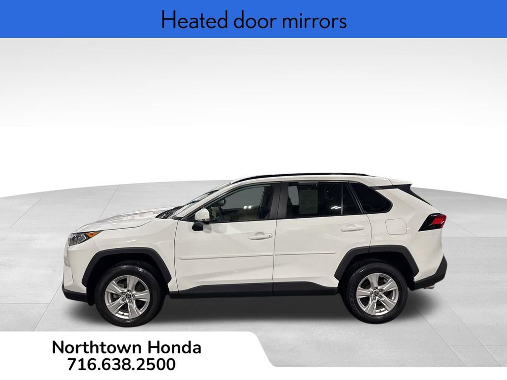 Used 2021 Toyota RAV4 XLE AWD/4WD image 8