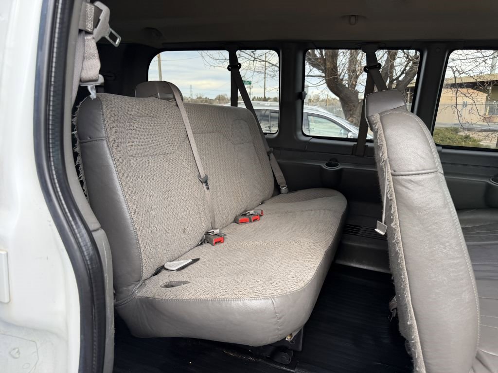 Used 2012 Chevrolet Express 2500 LS image 22