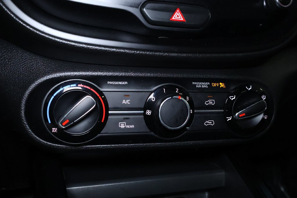 Used 2021 Kia Soul GT-Line FWD image 29