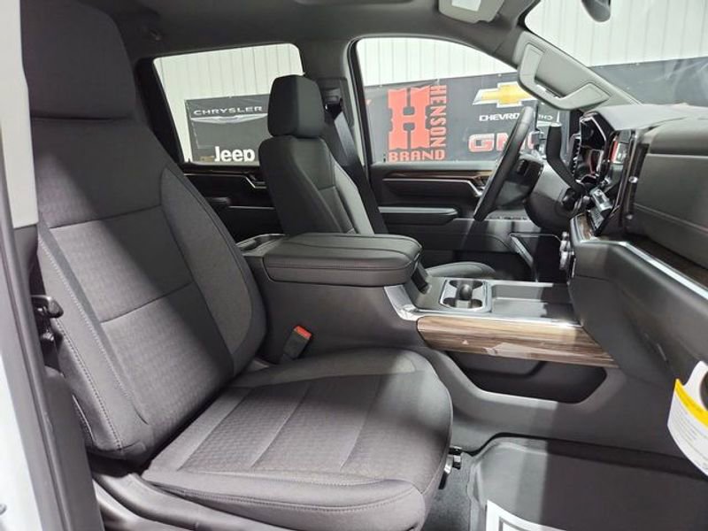 New 2025 Chevrolet Silverado 2500 LT w/ Trail Boss Package image 27