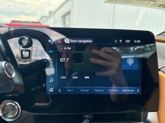 New 2025 Chevrolet Corvette E-Ray AWD/4WD image 16