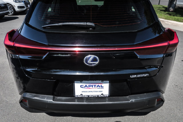 Used 2022 Lexus UX 250h w/ Accessory Package (Z1) AWD/4WD image 20