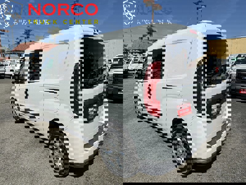 Used 2018 RAM ProMaster City SLT w/ Lights & Wheels Group image 8