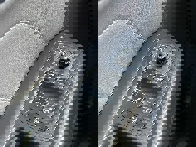 Used 2022 Volkswagen Atlas SE image 21