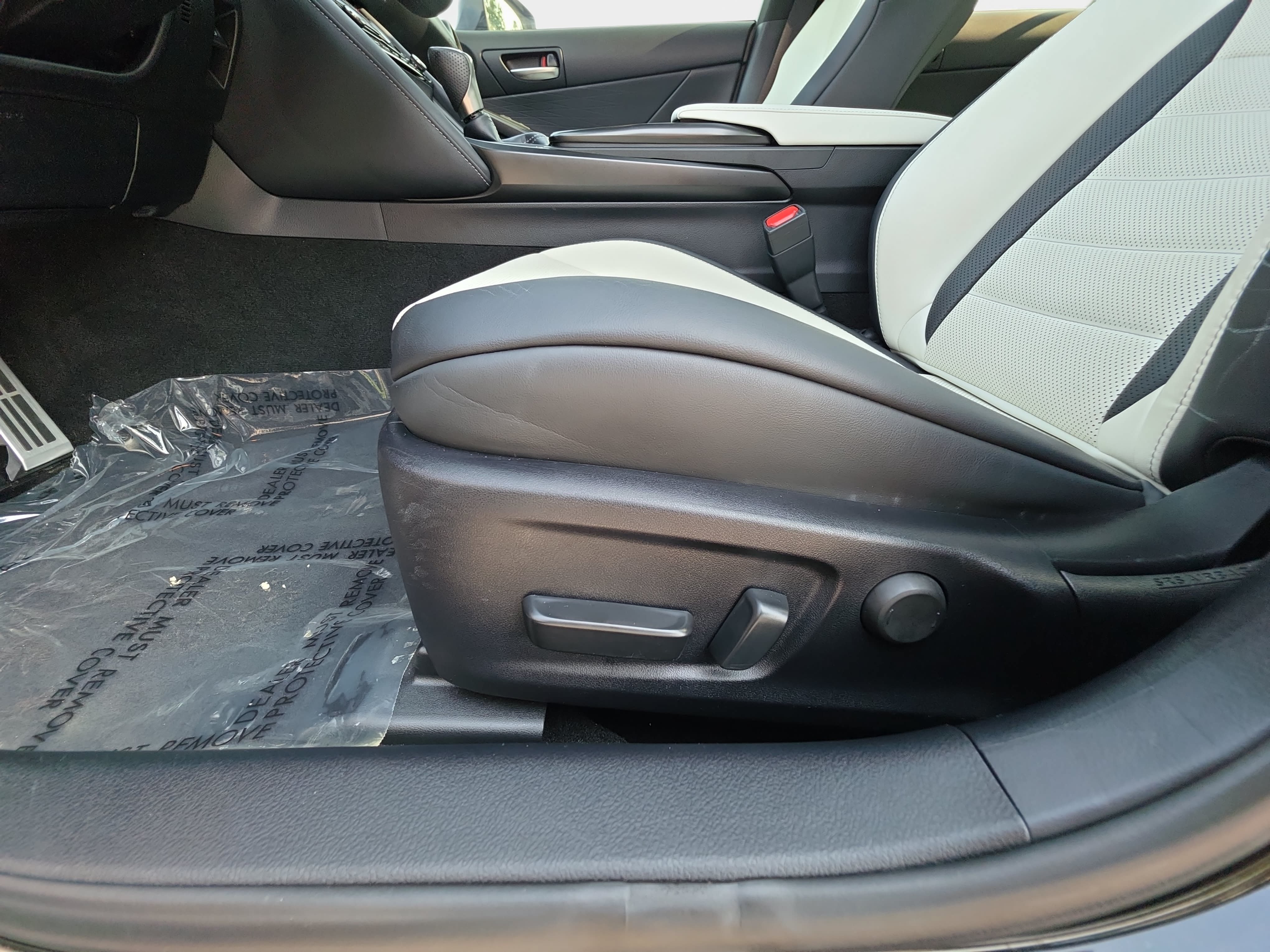 Used 2024 Lexus IS 300 F Sport w/ Accessory Package 2 RWD image 28