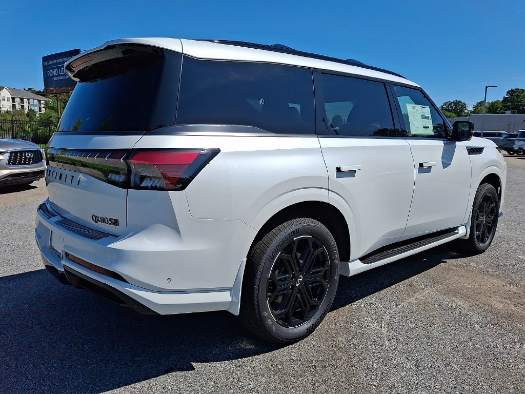 New 2027 INFINITI QX80 Sensory AWD/4WD image 4