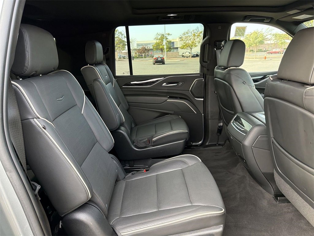 Certified 2023 Cadillac Escalade ESV Sport w/ LPO, ONYX Package image 33