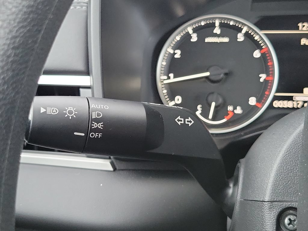 Used 2026 Mitsubishi Outlander ES FWD image 31