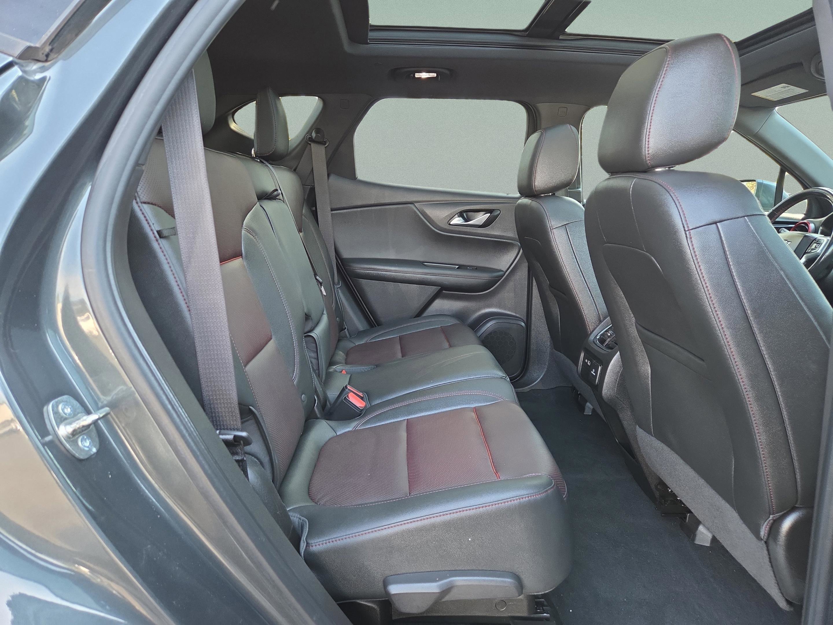 Used 2019 Chevrolet Blazer RS w/ Sun and Wheels Package image 35