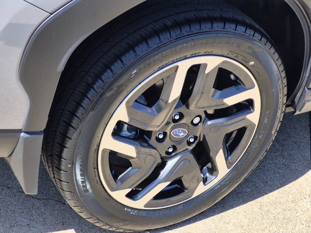 Certified 2025 Subaru Forester Limited AWD/4WD image 7