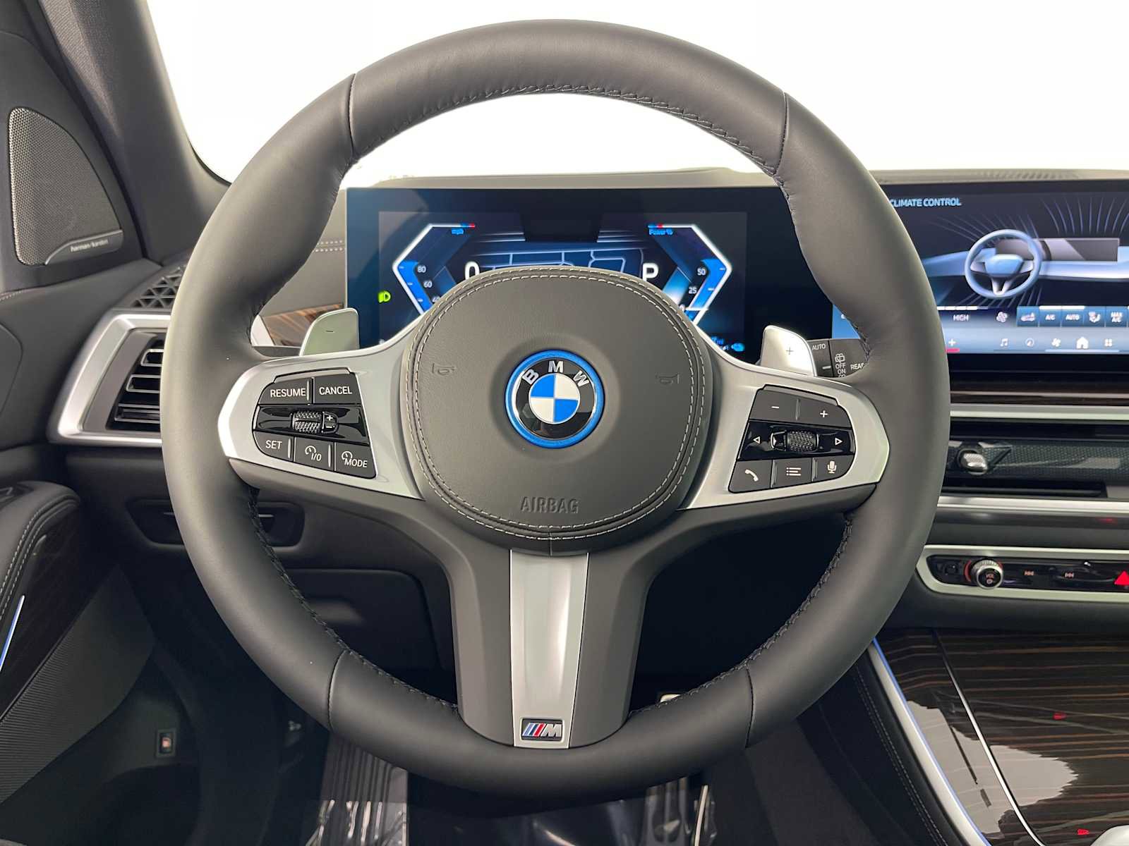 New 2026 BMW X5 xDrive50e w/ M Sport Package image 21