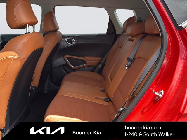 Certified 2025 Kia Soul EX FWD image 14