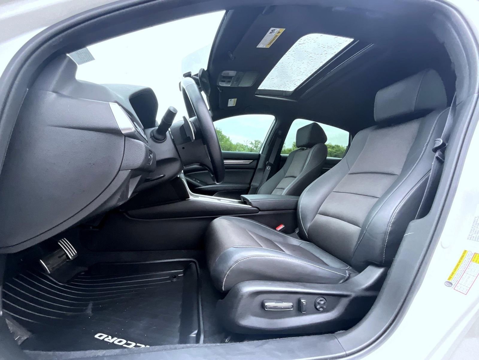 Used 2022 Honda Accord Sport image 11