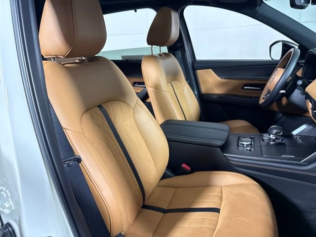 Certified 2025 MAZDA CX-70 3.3 Turbo S w/ Premium Plus image 12