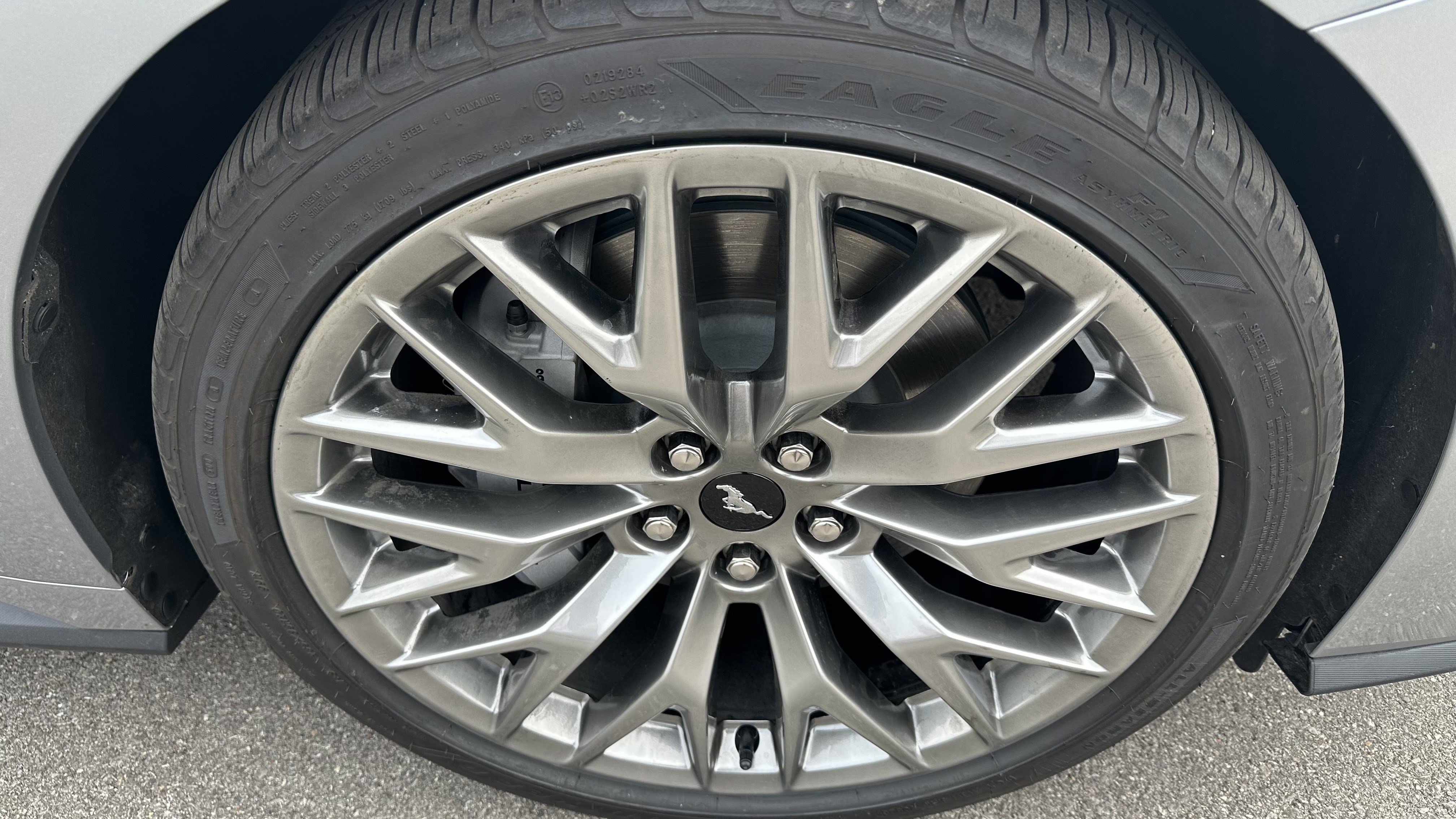 Used 2025 Ford Mustang GT Premium image 15