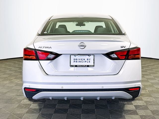 Used 2024 Nissan Altima 2.5 SV image 7