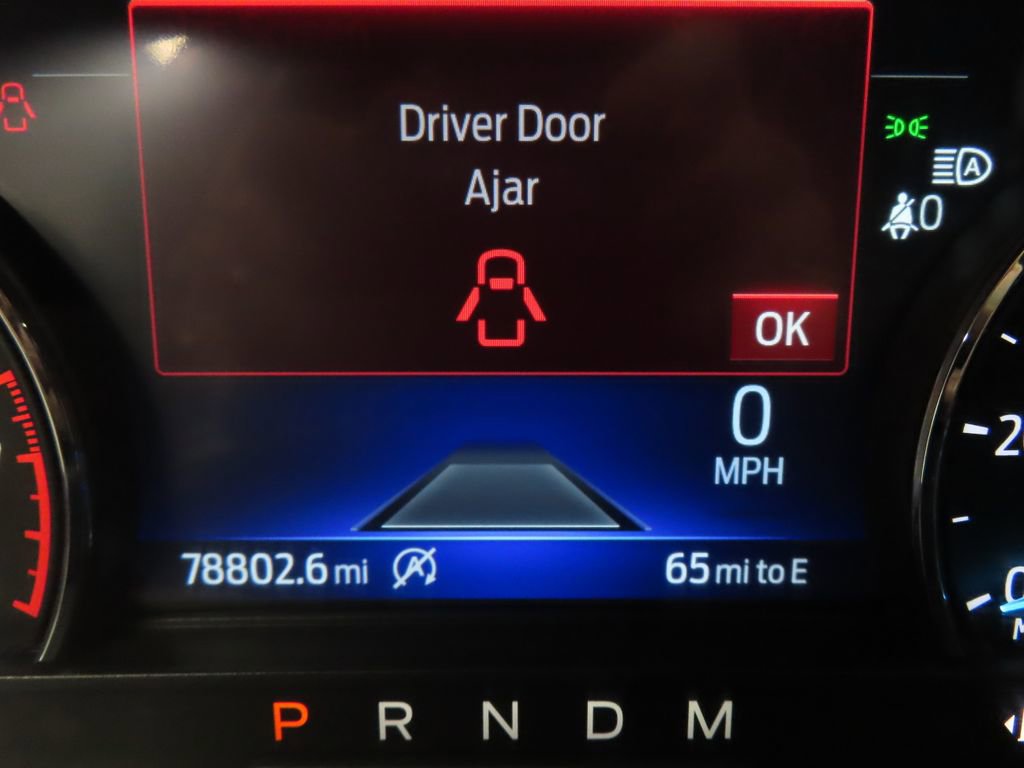 Used 2020 Ford Explorer XLT w/ Equipment Group 202A image 16