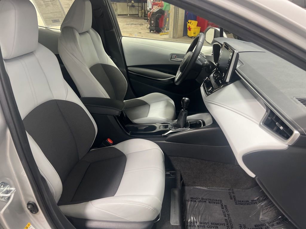 Used 2020 Toyota Corolla XSE image 9