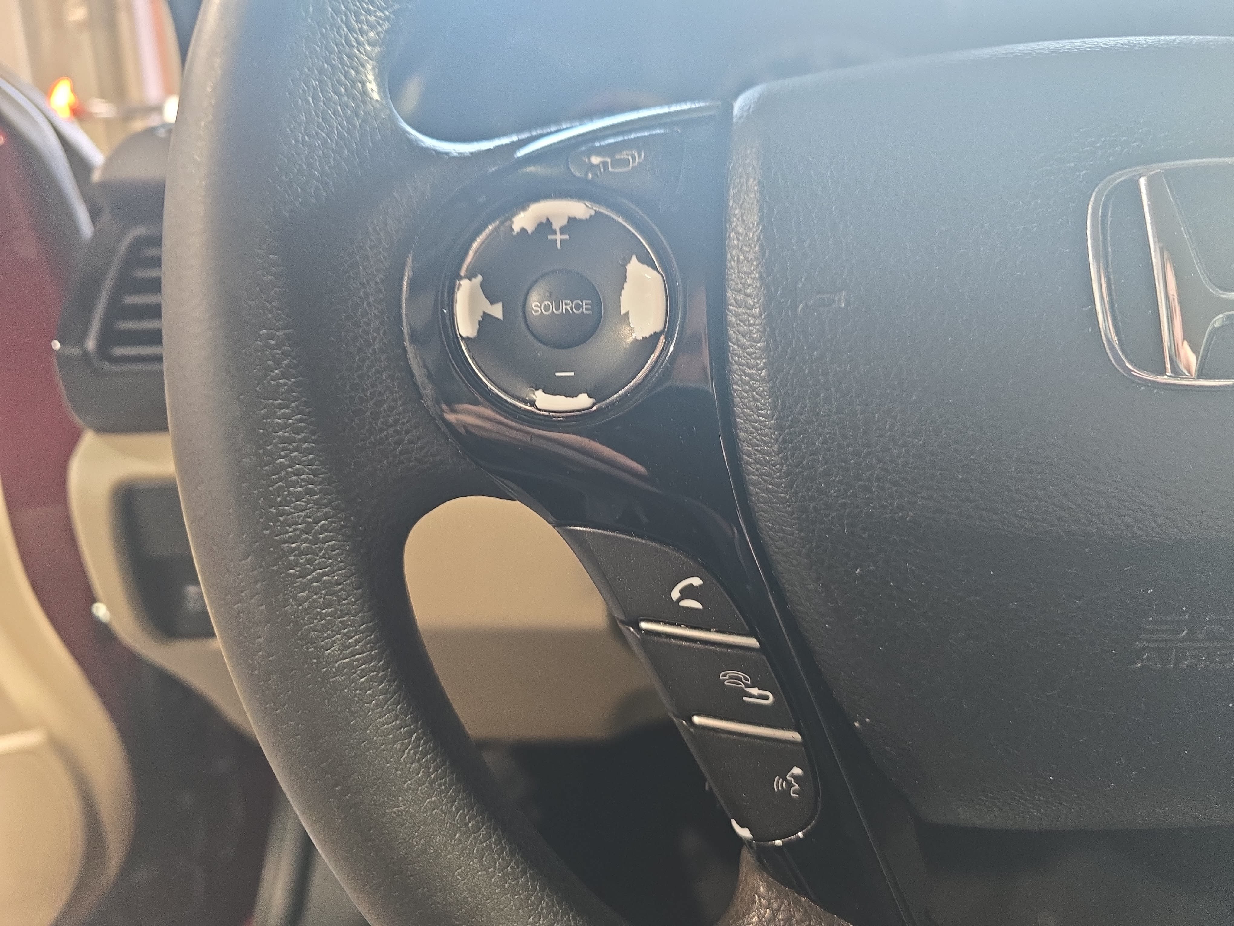 Used 2016 Honda Accord LX image 17