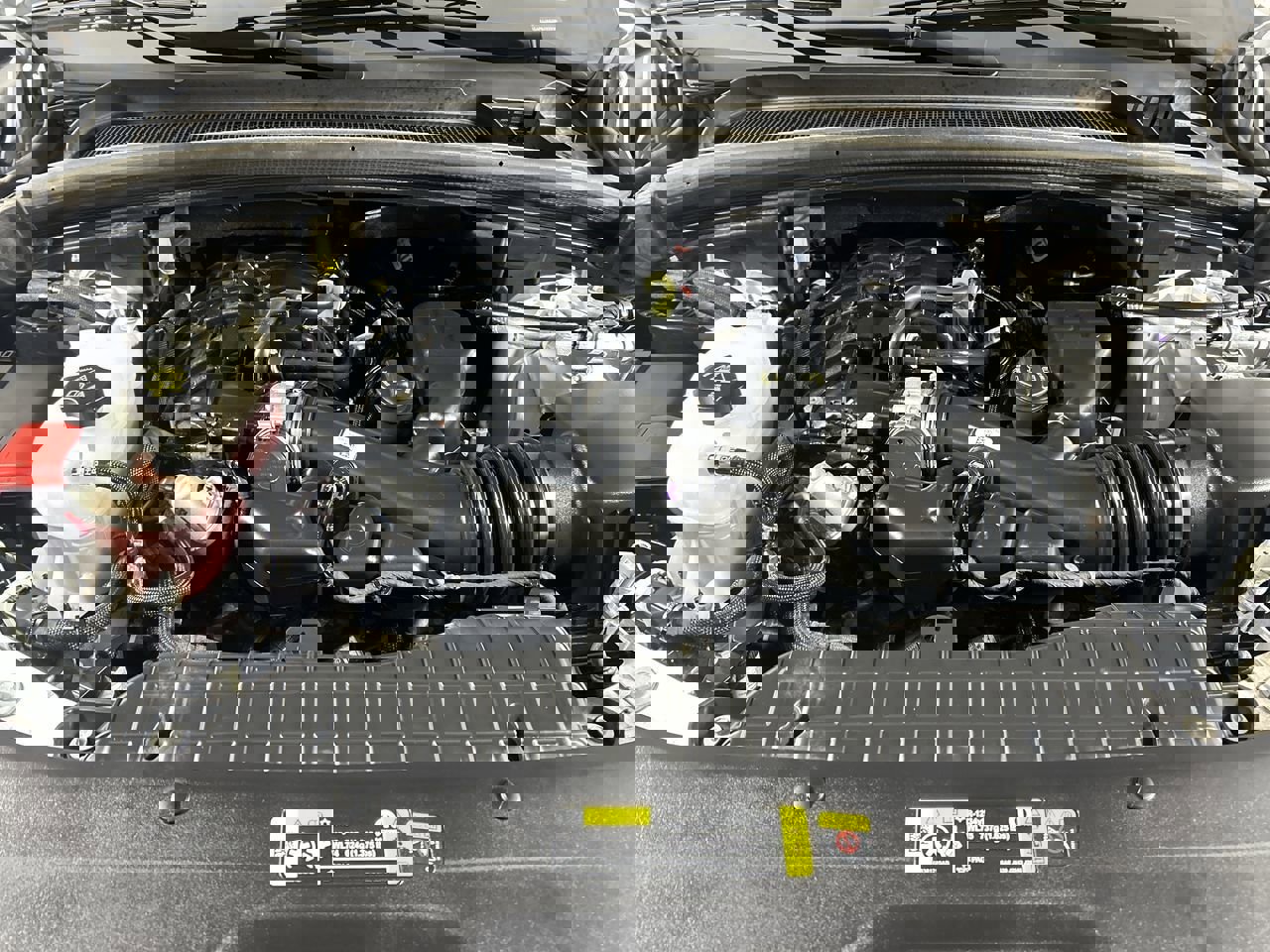 Used 2023 Jeep Grand Cherokee L Laredo image 10