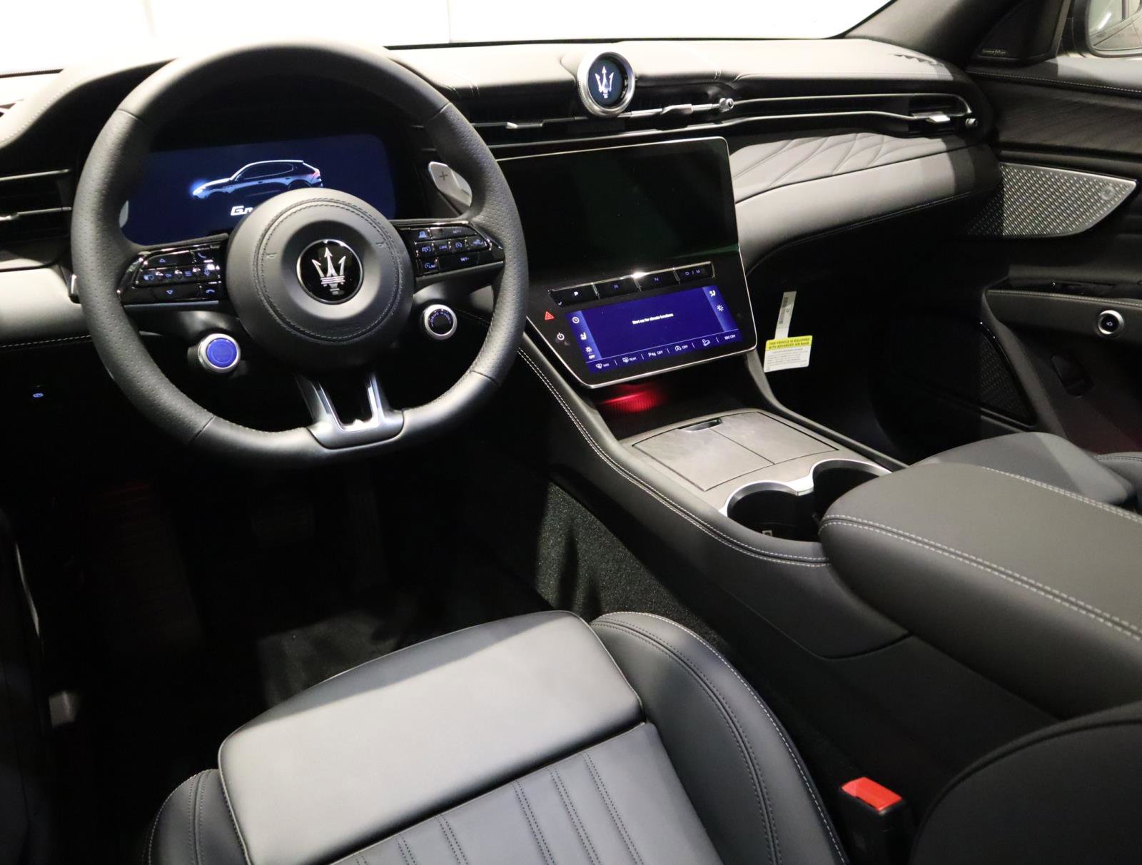 New 2025 Maserati Grecale Modena image 21