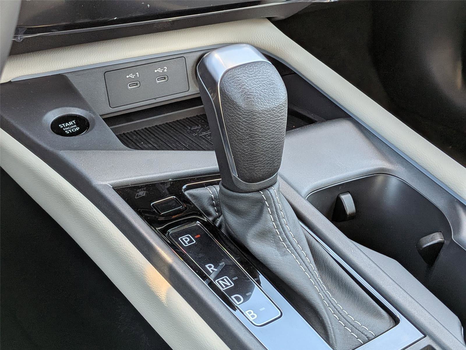 New 2026 Nissan Sentra SL w/ Floor Mat Package FWD image 15