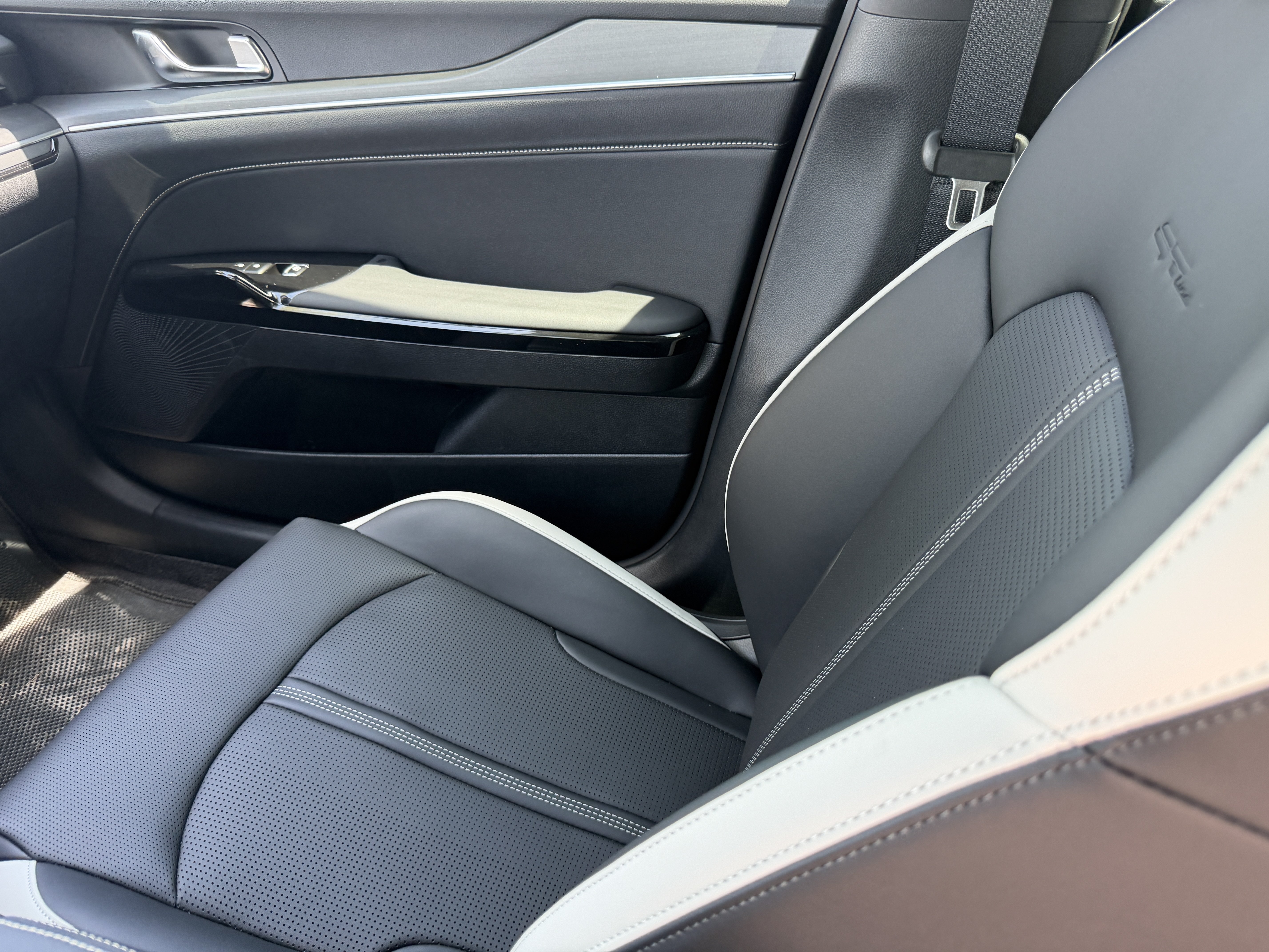 New 2026 Kia K5 GT-Line FWD image 14