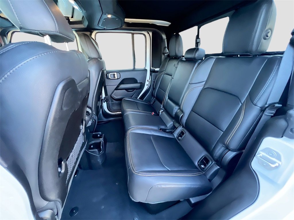Used 2024 Jeep Gladiator Willys image 23