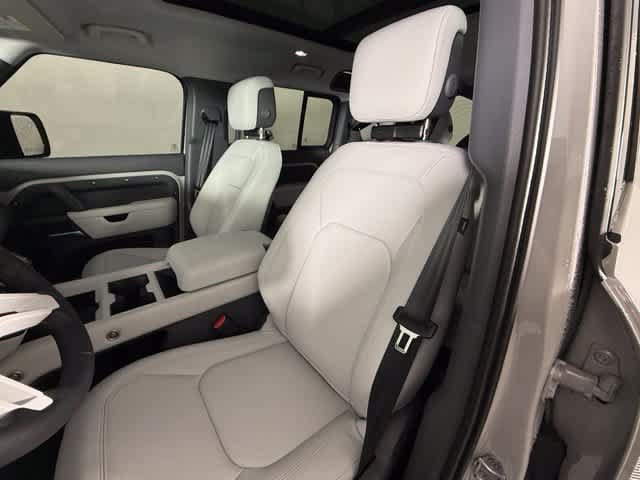 New 2026 Land Rover Defender 110 S AWD/4WD image 6