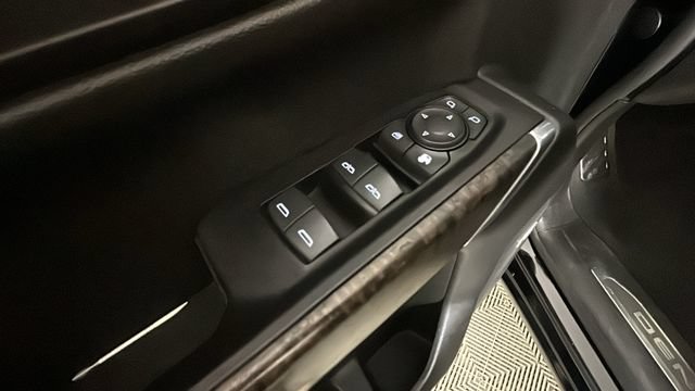 Used 2019 GMC Sierra 1500 Denali w/ Denali Ultimate Package AWD/4WD image 10