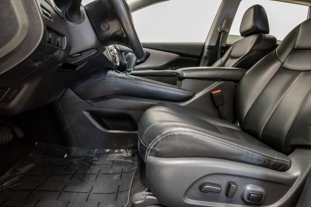 Used 2023 Nissan Murano SV FWD image 11