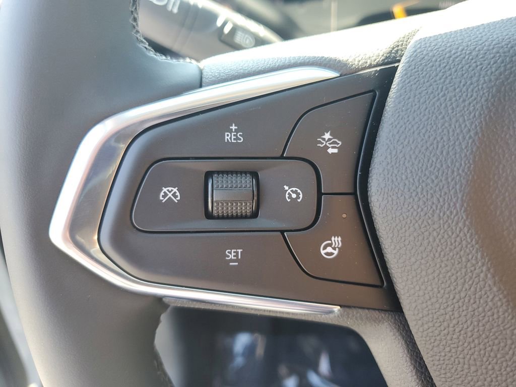 New 2026 Chevrolet Trax LT w/ Sunroof Package image 30