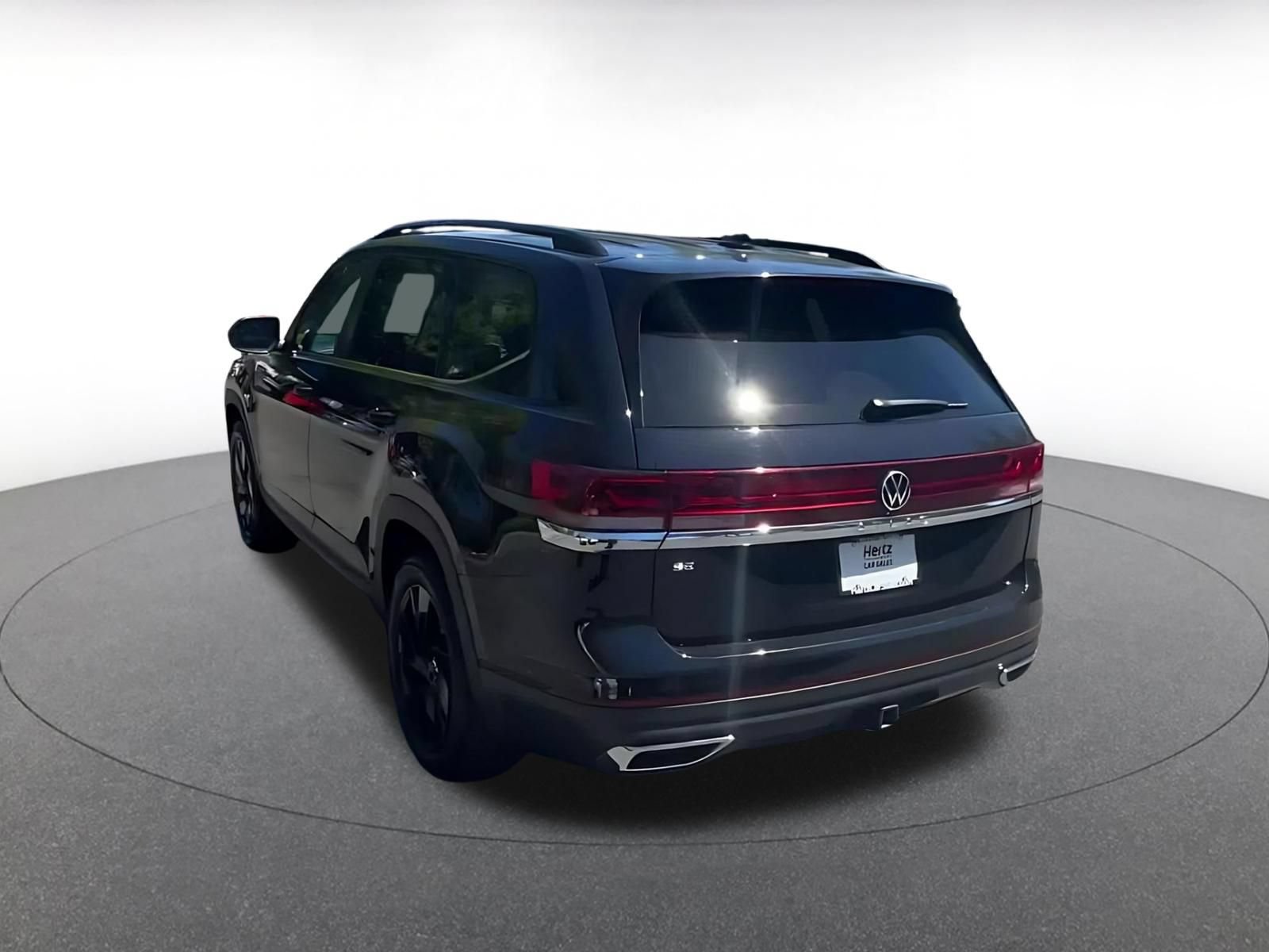 Used 2026 Volkswagen Atlas SE FWD image 10