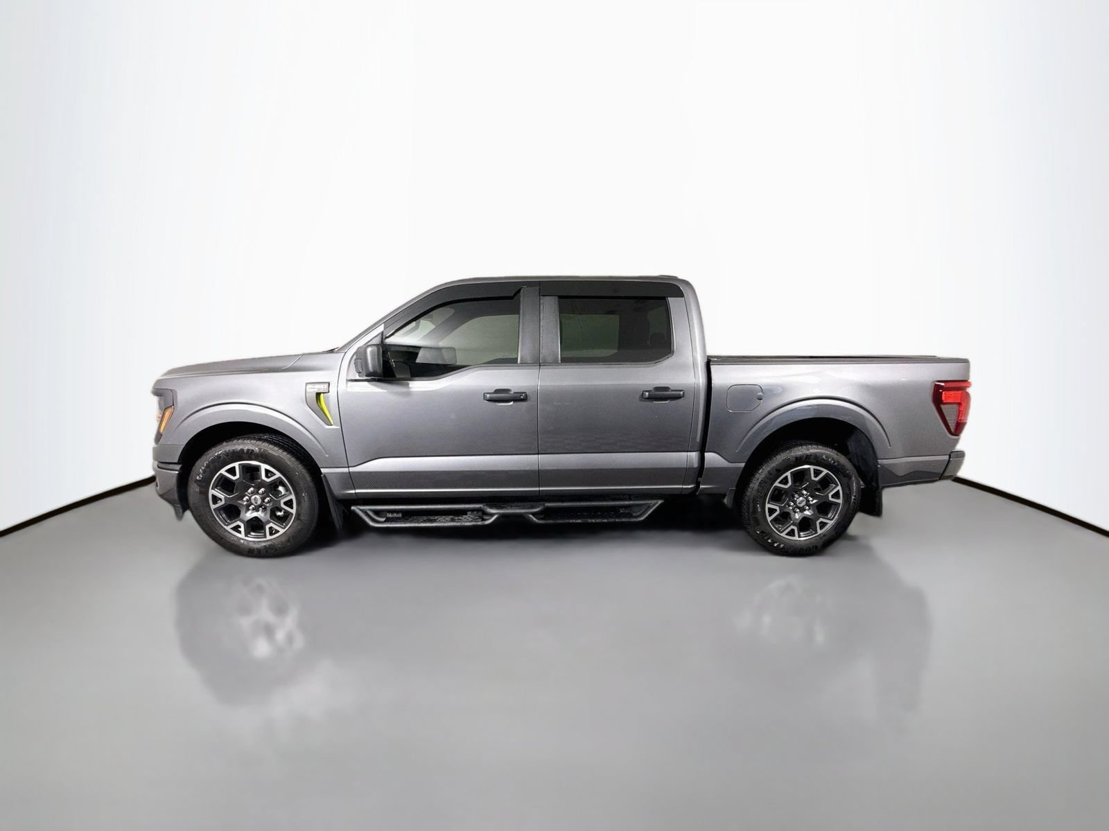 Used 2024 Ford F150 STX w/ Mobile Office Package RWD image 4