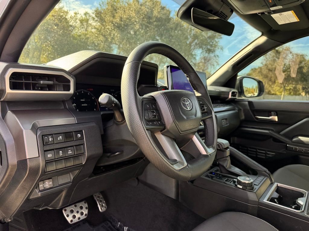 Used 2024 Toyota Tacoma TRD Sport image 35