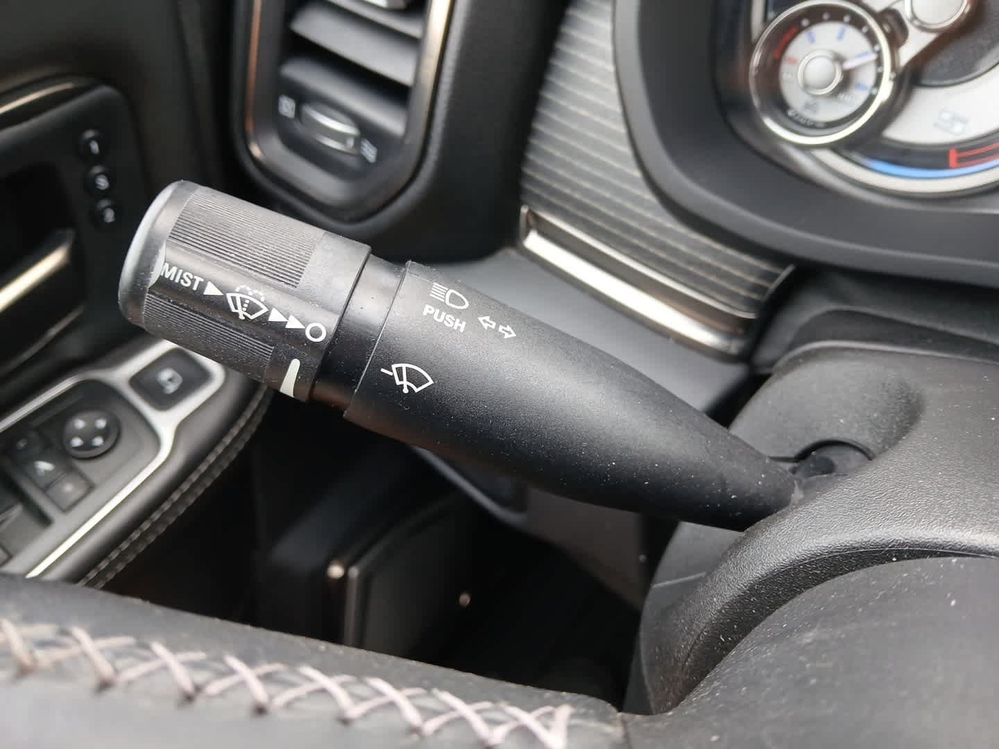 Used 2020 RAM 2500 Limited AWD/4WD image 26