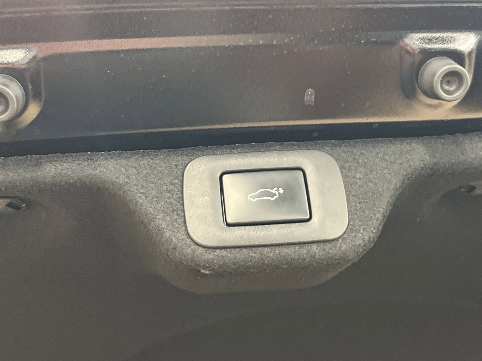 Used 2025 Toyota Crown Platinum AWD/4WD image 23