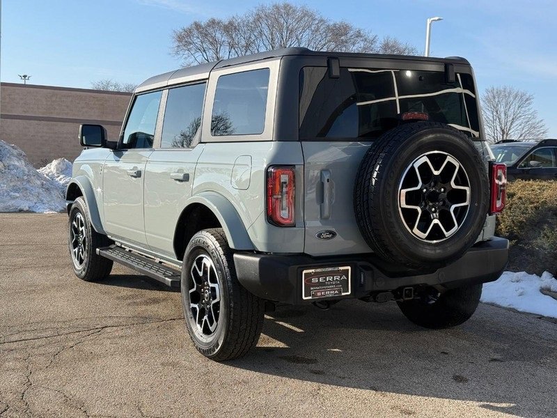 Used 2023 Ford Bronco Outer Banks image 5