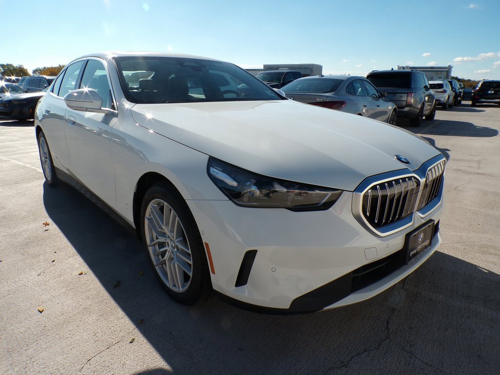 Certified 2025 BMW 530i xDrive w/ Premium Package