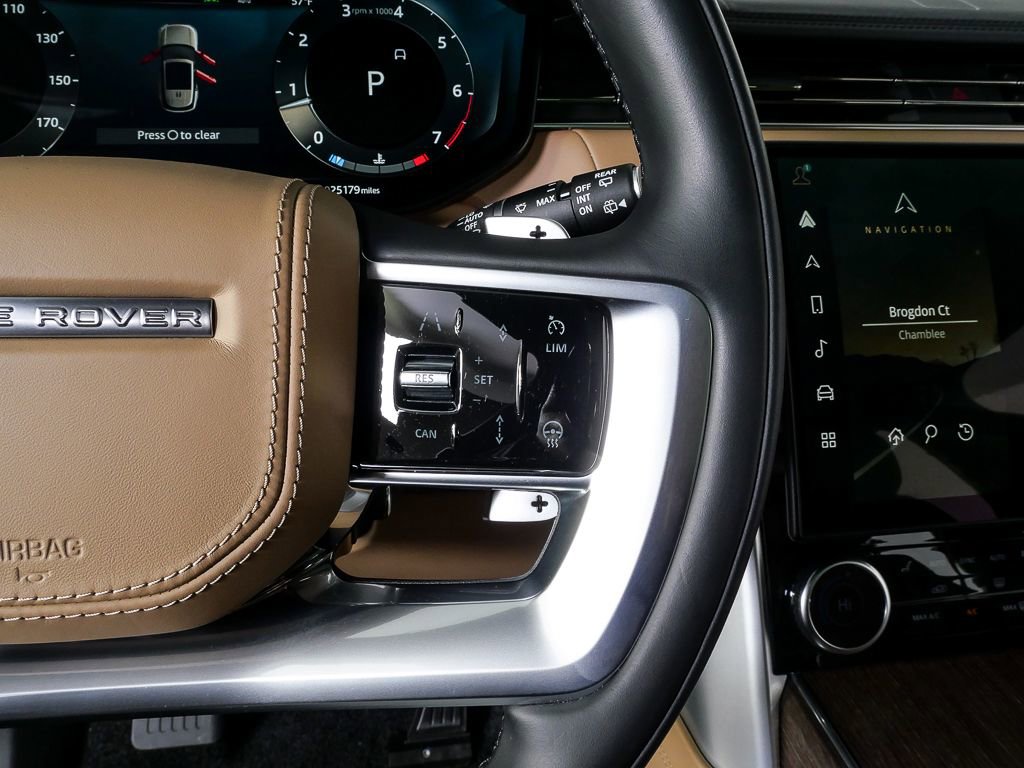 Used 2023 Land Rover Range Rover SE image 11