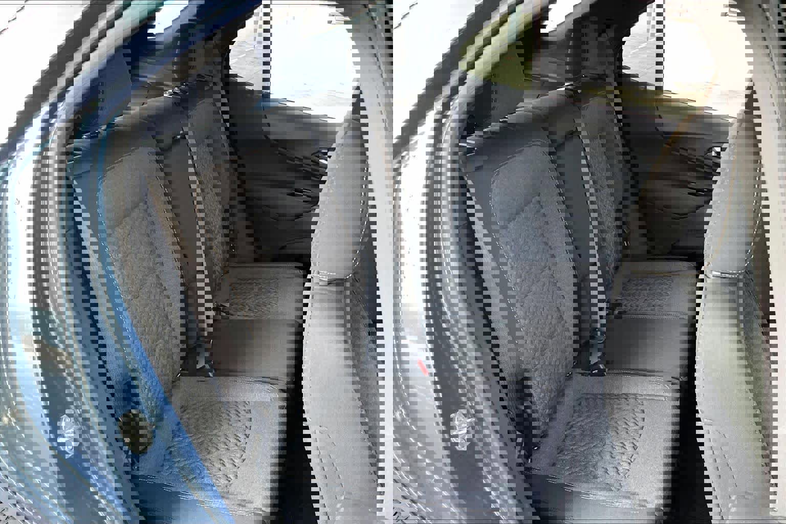 Used 2024 Chevrolet Equinox LT image 18