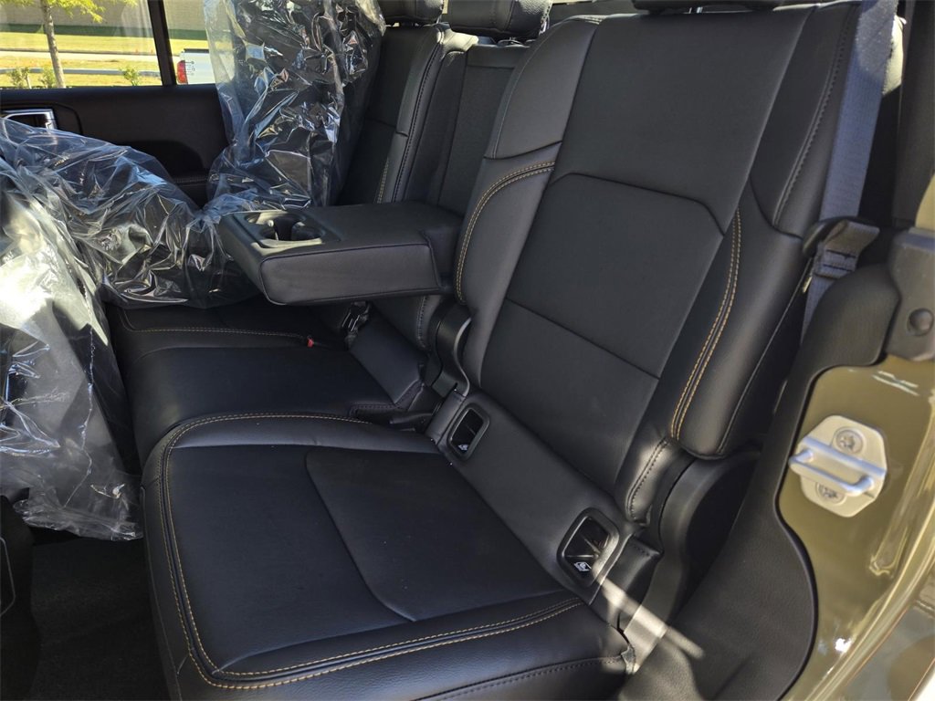 New 2025 Jeep Gladiator Sport image 13