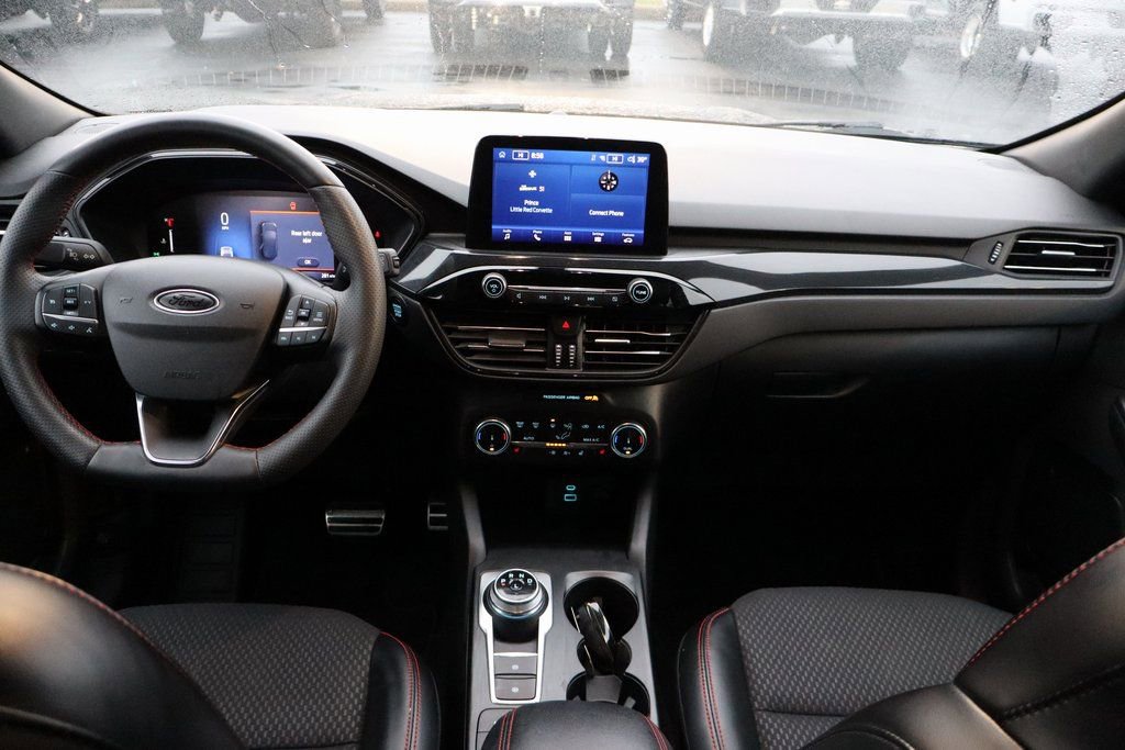 Used 2023 Ford Escape ST-Line image 17