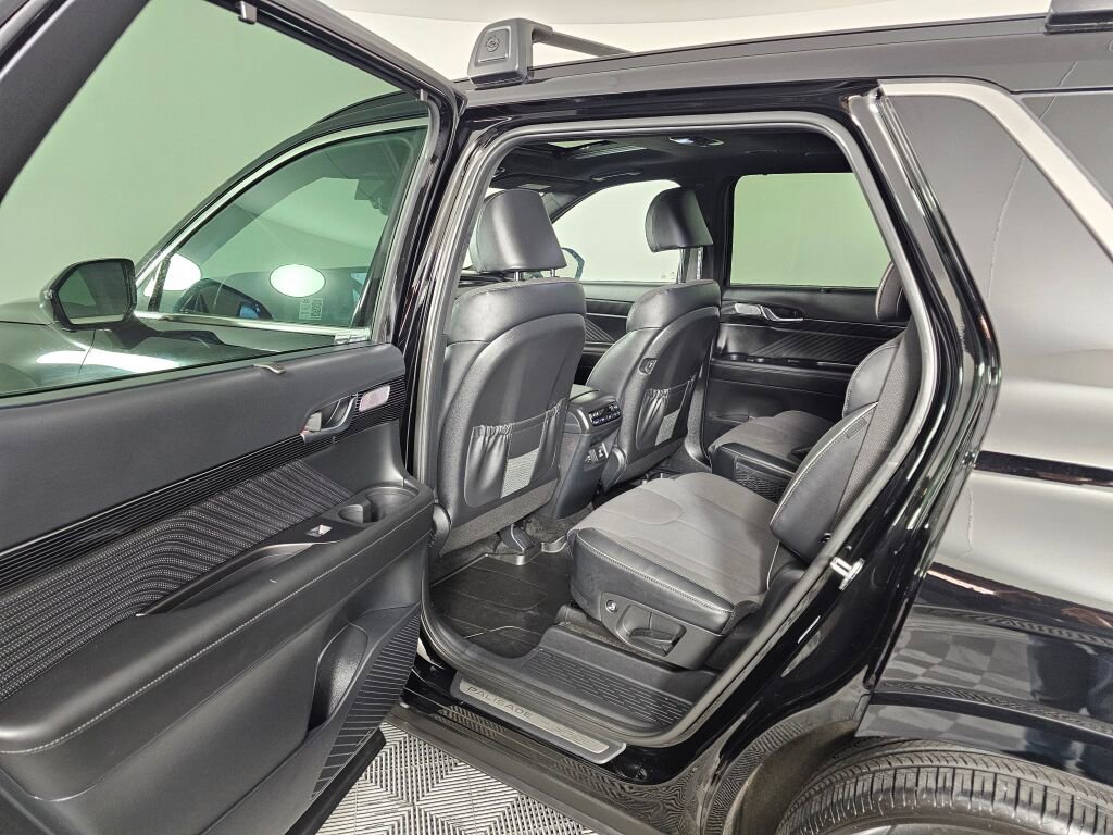 Used 2025 Hyundai Palisade Calligraphy AWD/4WD image 34
