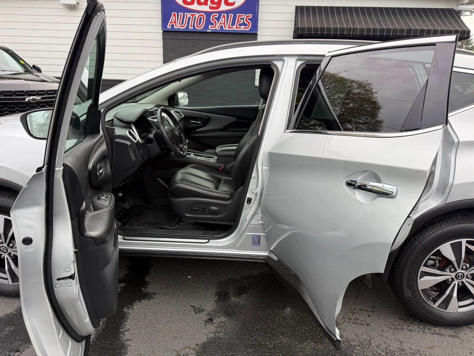 Used 2023 Nissan Murano SV image 20