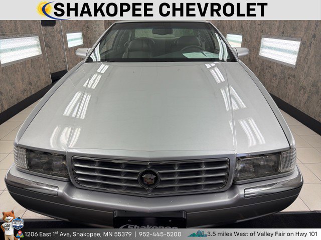 Used 1999 Cadillac Eldorado w/ Comfort/Convenience Pkg FWD image 2