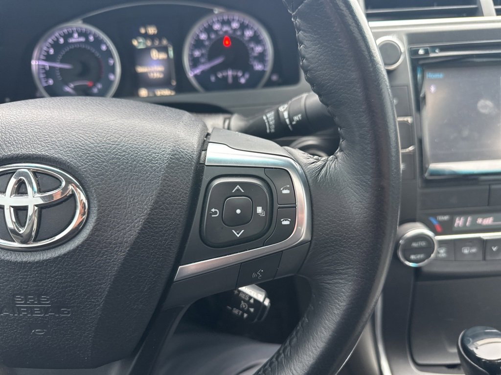 Used 2016 Toyota Camry XLE image 17