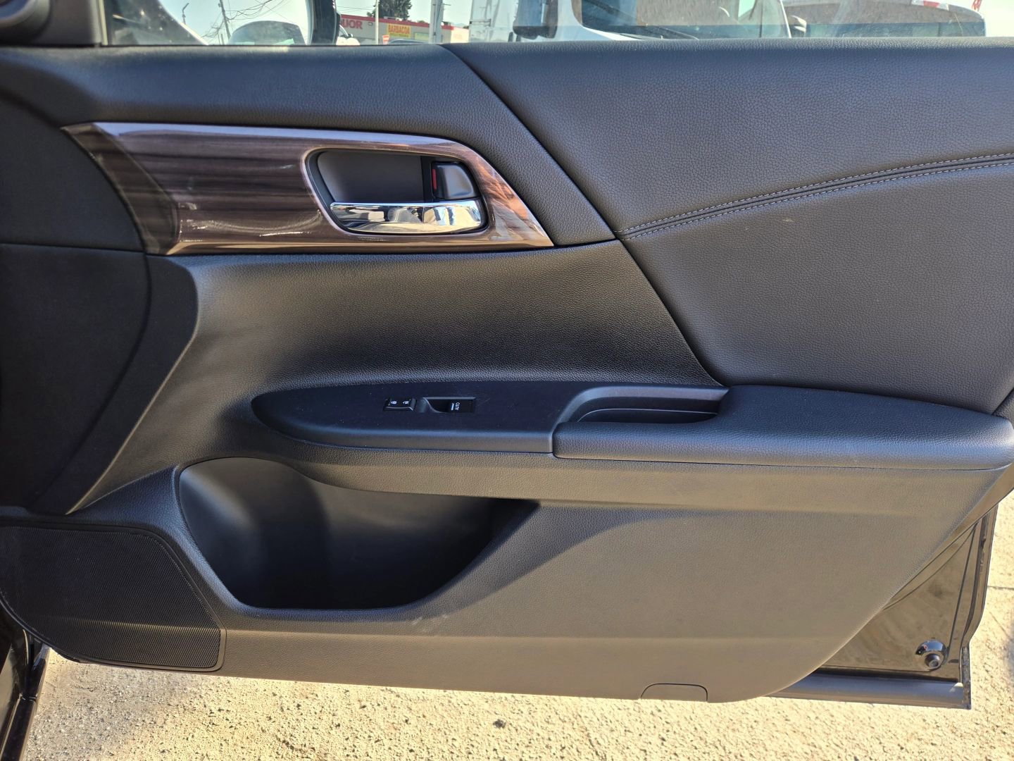 Used 2016 Honda Accord EX image 14