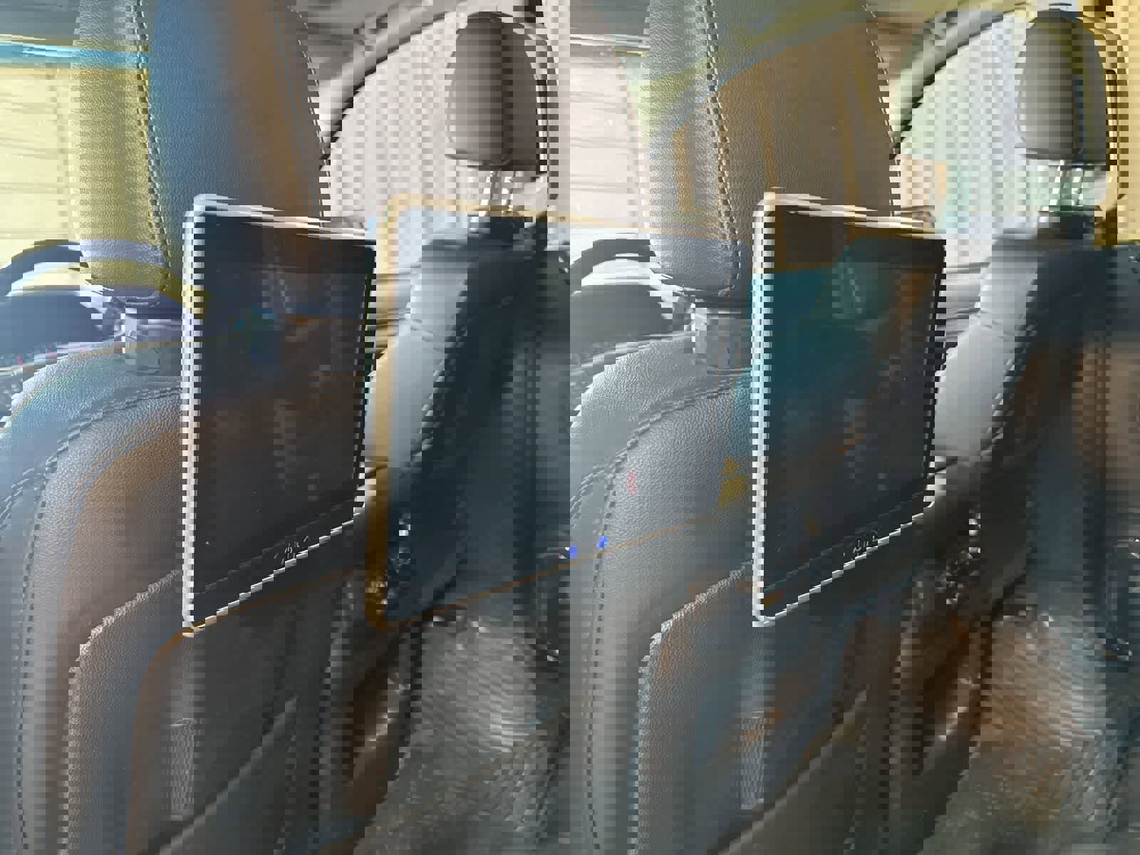 Used 2015 Chevrolet Tahoe LTZ image 15